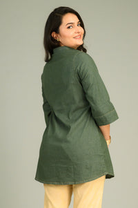 Winter Essential Alert Top - Etiquette Apparel