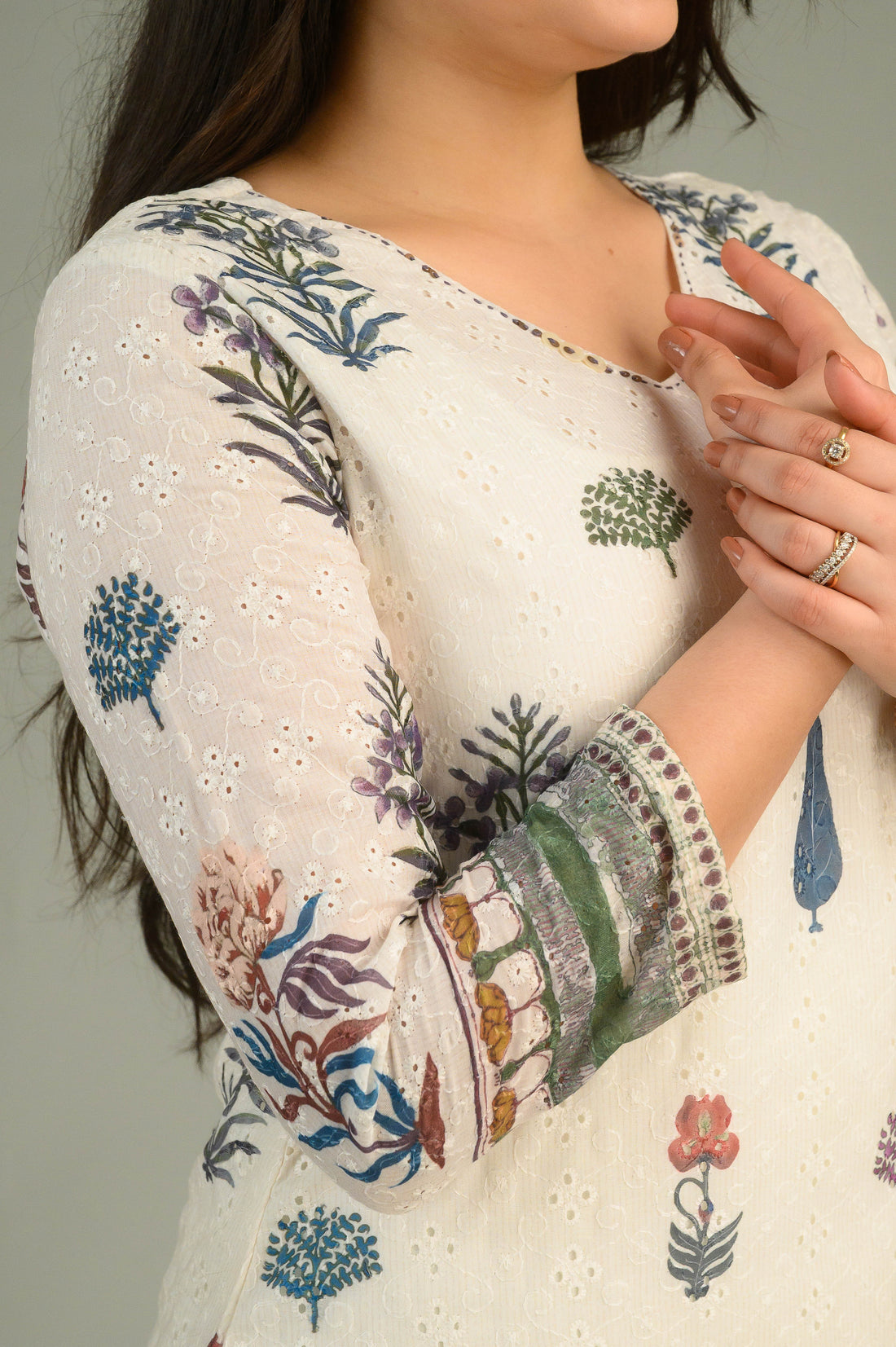 Mughal Garden Muse - Etiquette Apparel 