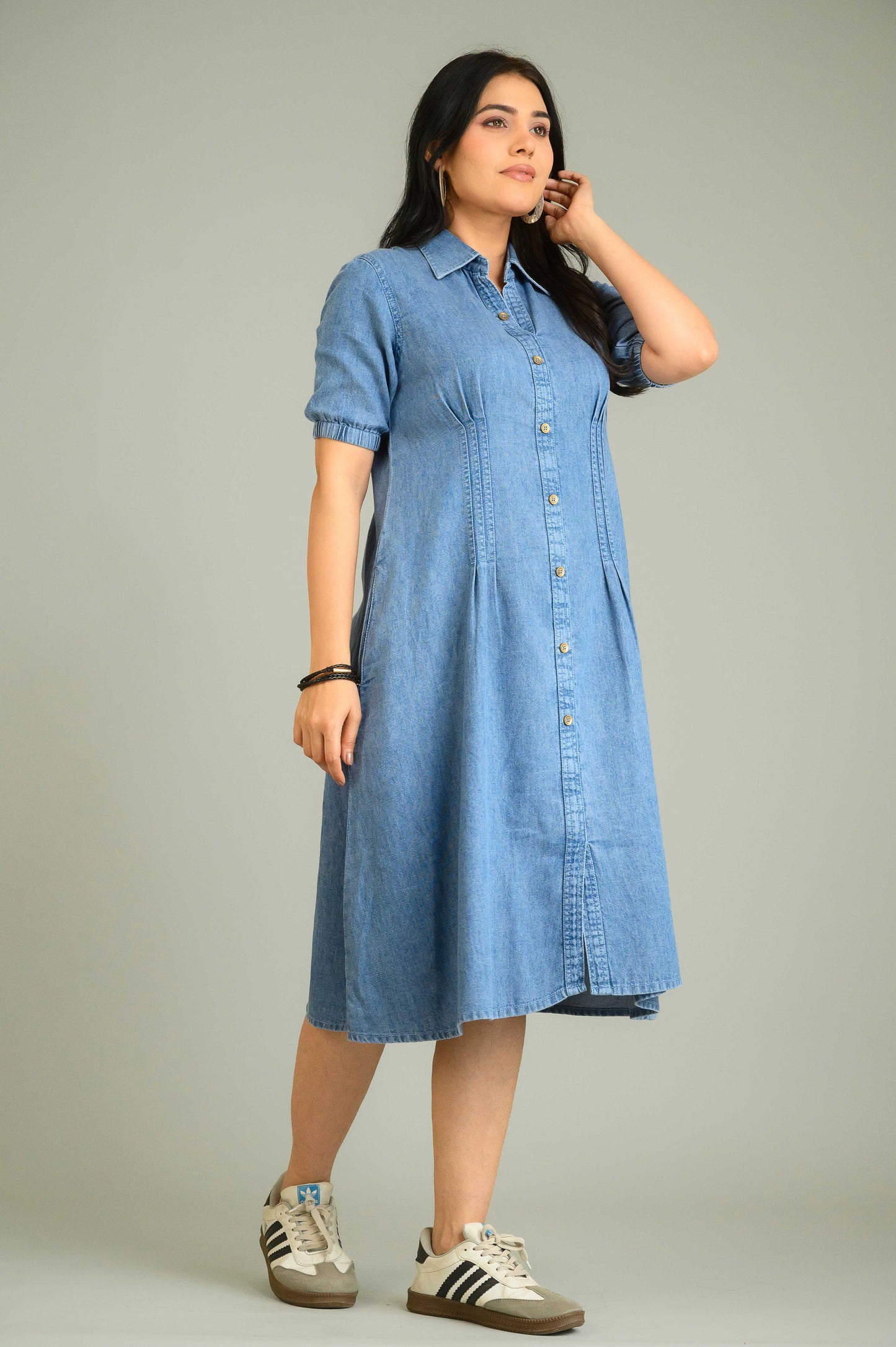 The Cinched Denim Dress - Etiquette Apparel