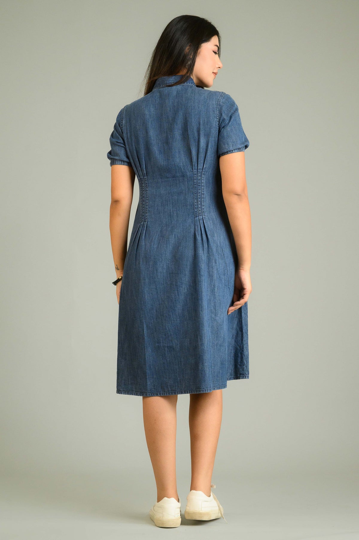 The Cinched Denim Dress - Etiquette Apparel
