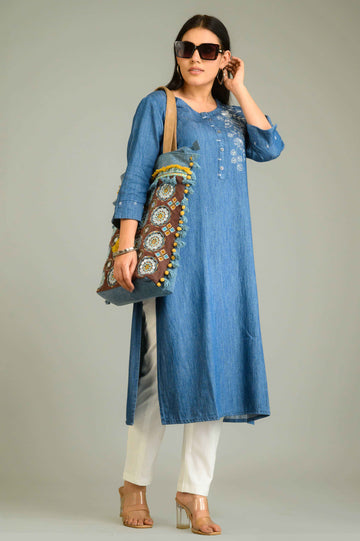 Classic Blue Charm Kurta - Etiquette Apparel 