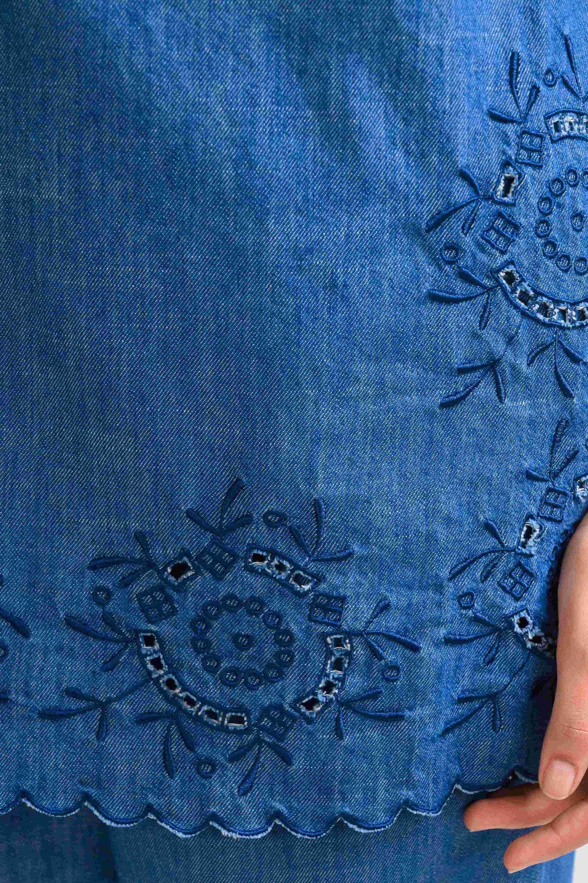 Product Carousel Image 2: Cut and Cool Co-ord set
