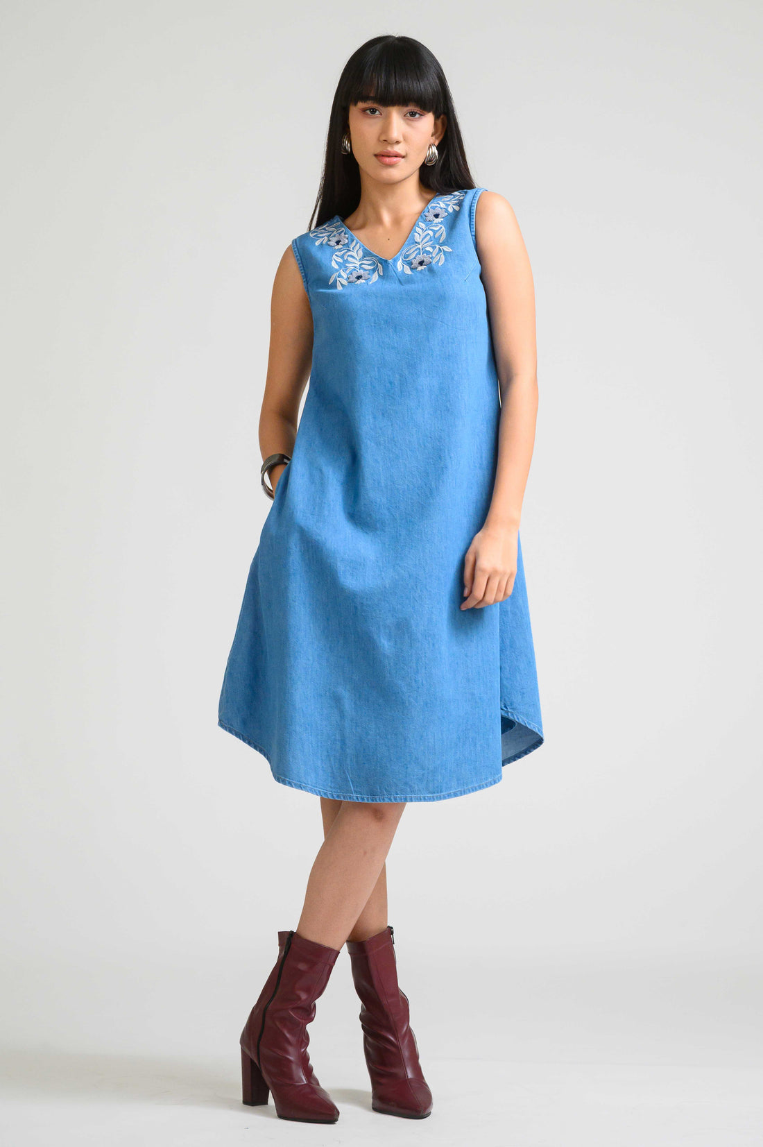 Petal Stitch Sleeveless Denim Dress - Etiquette Apparel 