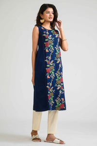 Elegant Embossed Sleeveless Kurta - Etiquette Apparel