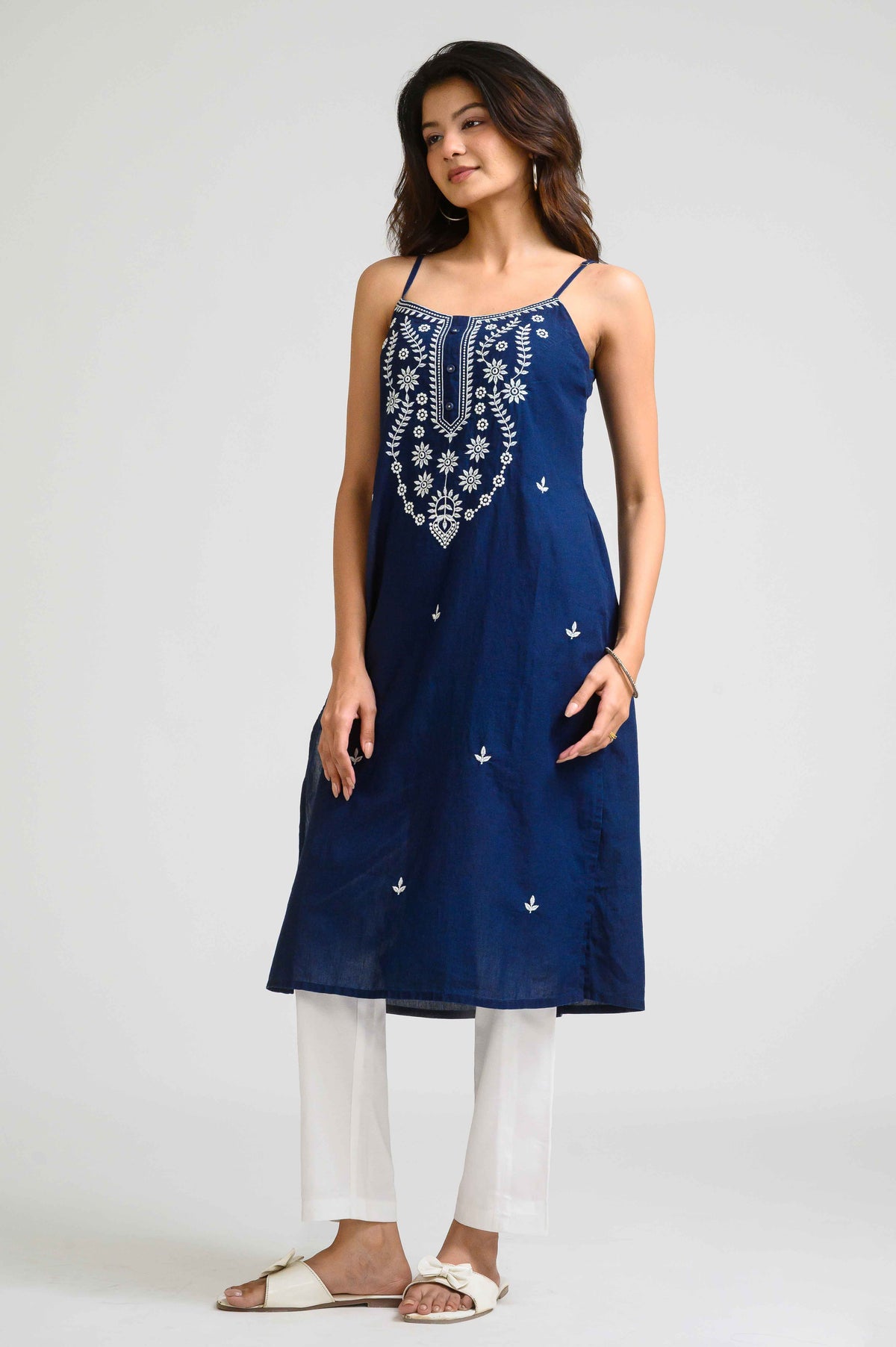 Chic Spaghetti Strap Embroidered Kurta - Etiquette Apparel