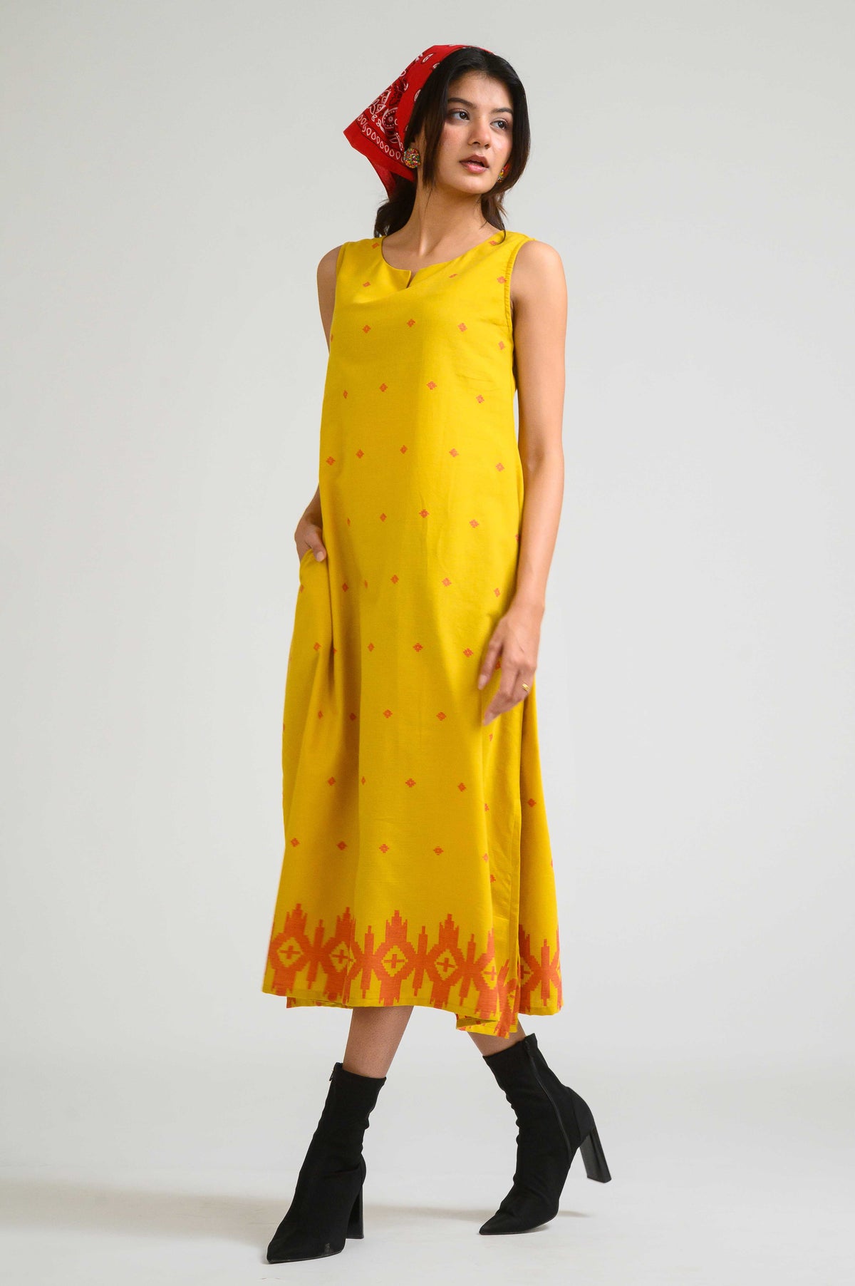 Sleek in Jamdani Sleeveless Dress - Etiquette Apparel