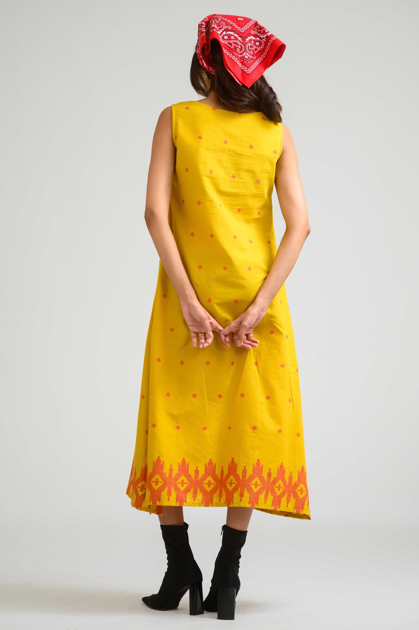 Sleek in Jamdani Sleeveless Dress - Etiquette Apparel