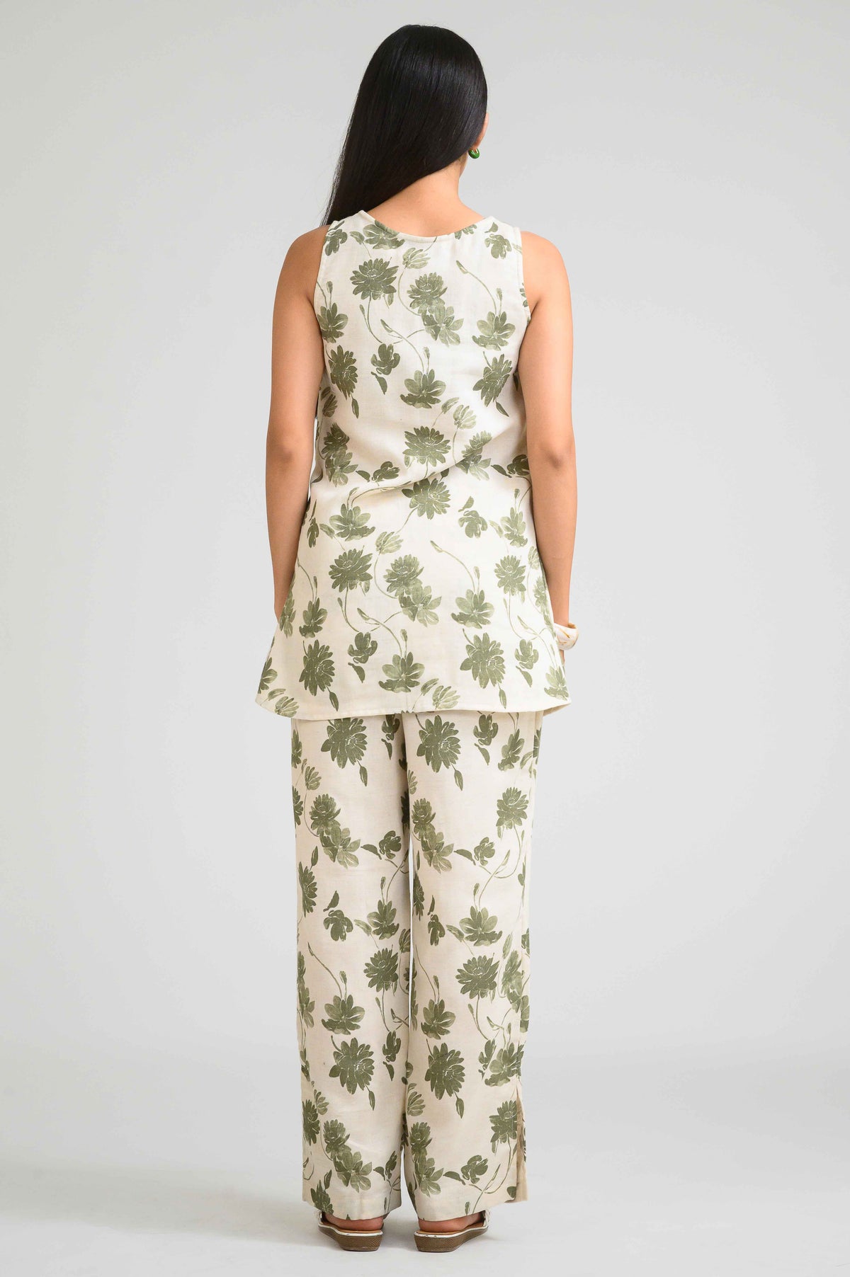 Modern Floral Sleeveless Co-Ord Set - Etiquette Apparel