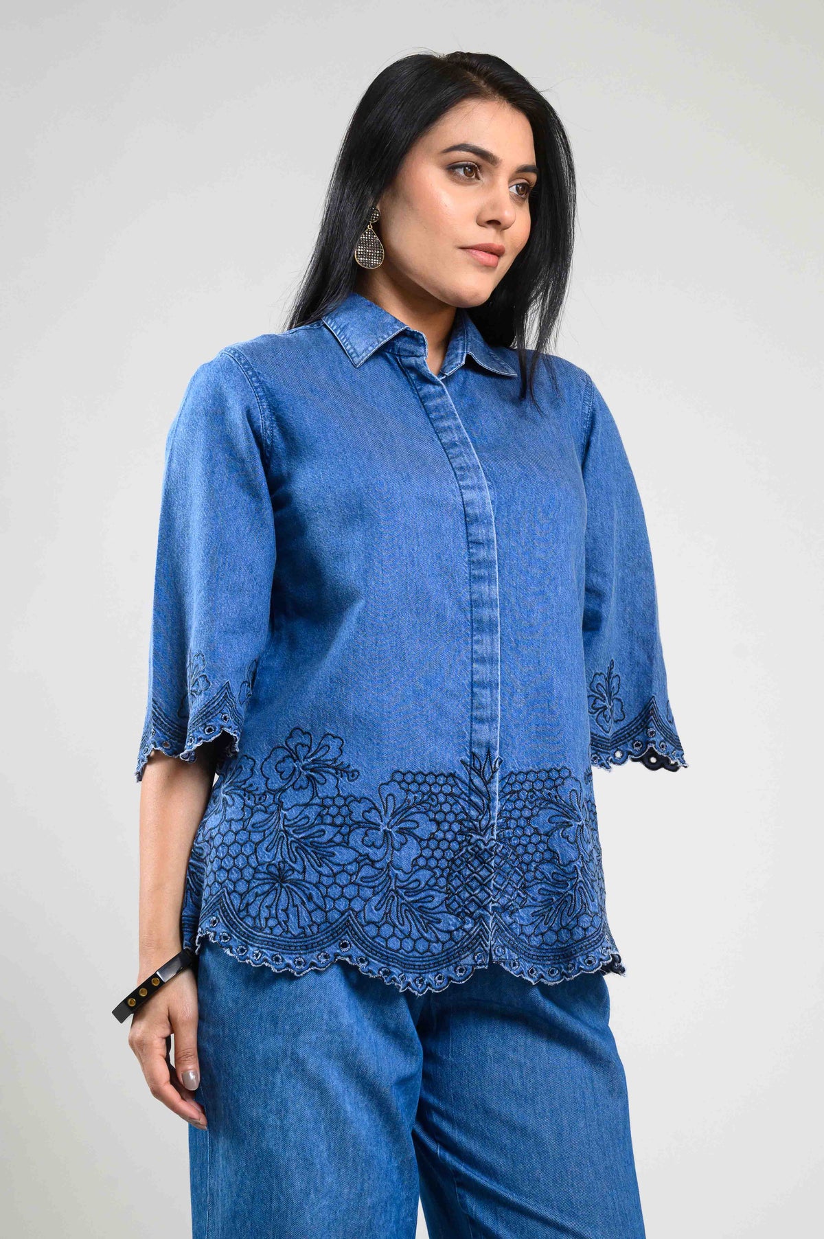 Bold Contrast Modern Edge Top - Etiquette Apparel