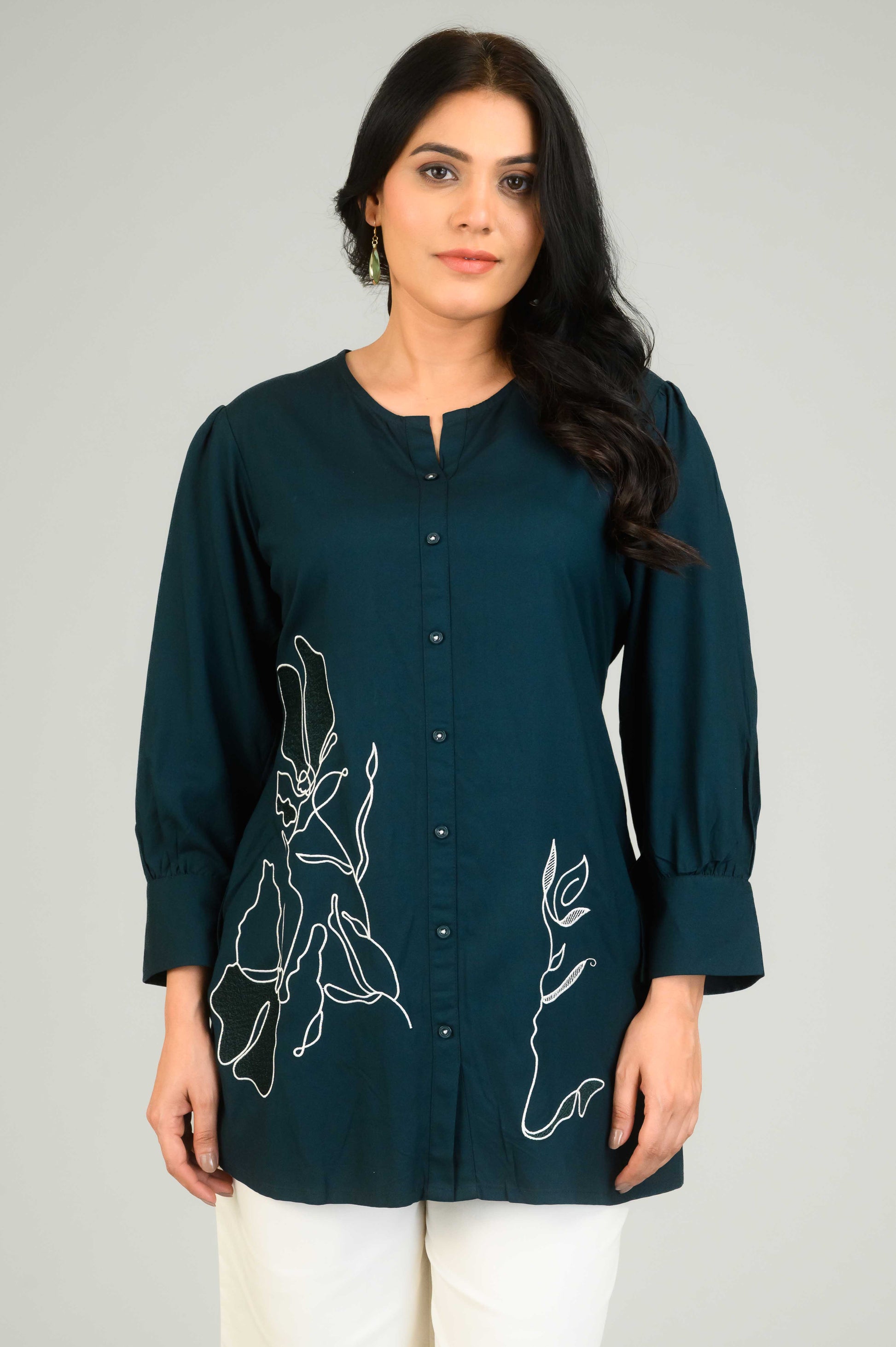 Product Carousel Image 1: Subtle Edge top