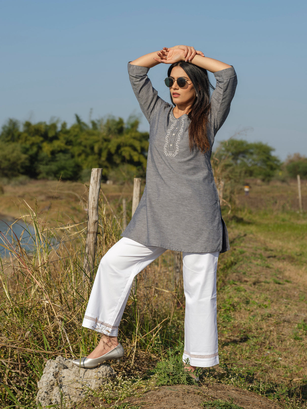Dual Tone Textured Short Kurta with Embroidery