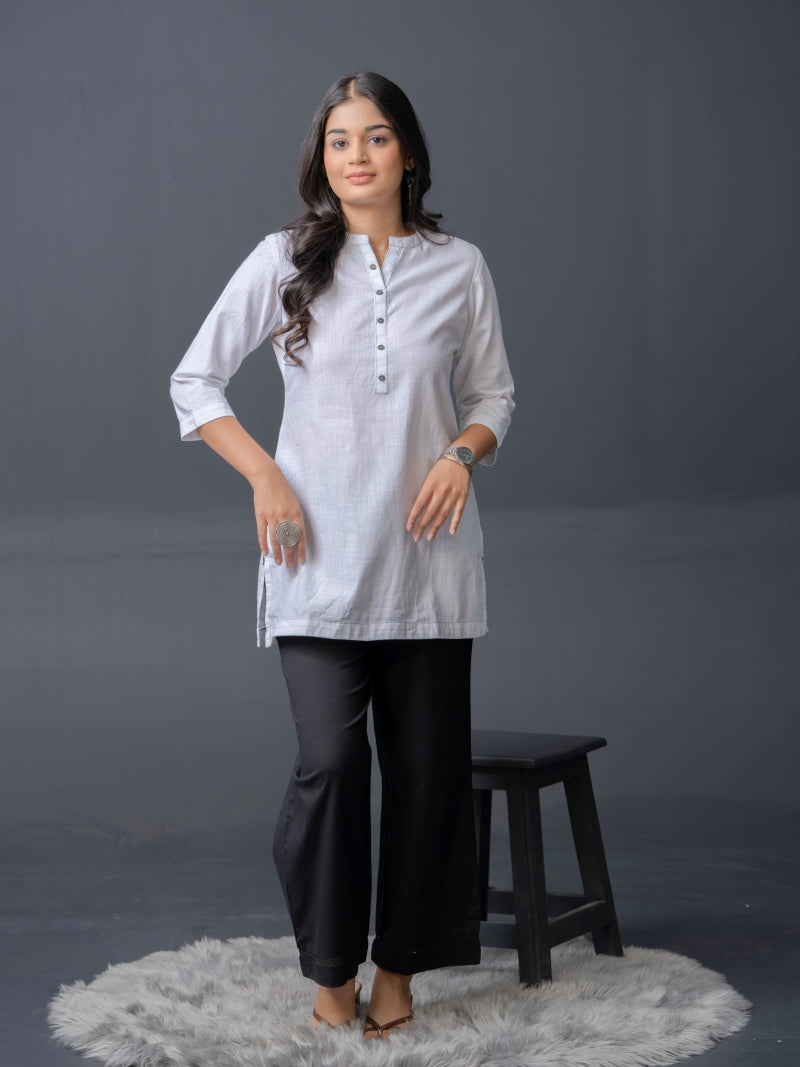 Breezy Solid Coloured Top - Etiquette Apparel 