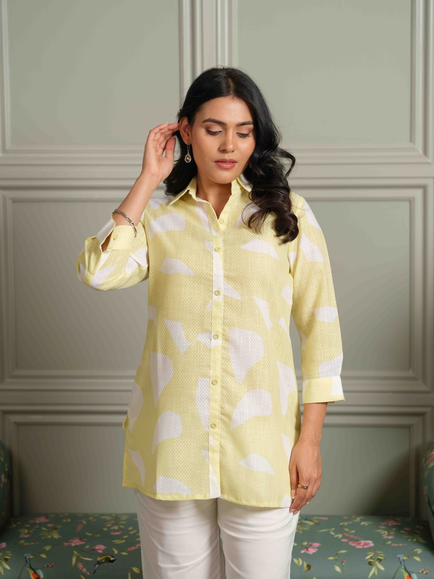 The Textured Abstract Yellow Print Top - Etiquette Apparel