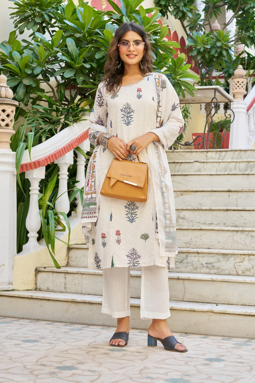 Regal Roots Dupatta Set - Etiquette Apparel
