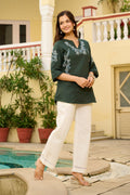 Product Carousel Image 3: Gloss & Grace Top