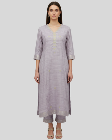 Solid Coloured Pleated Kurta - Etiquette Apparel 