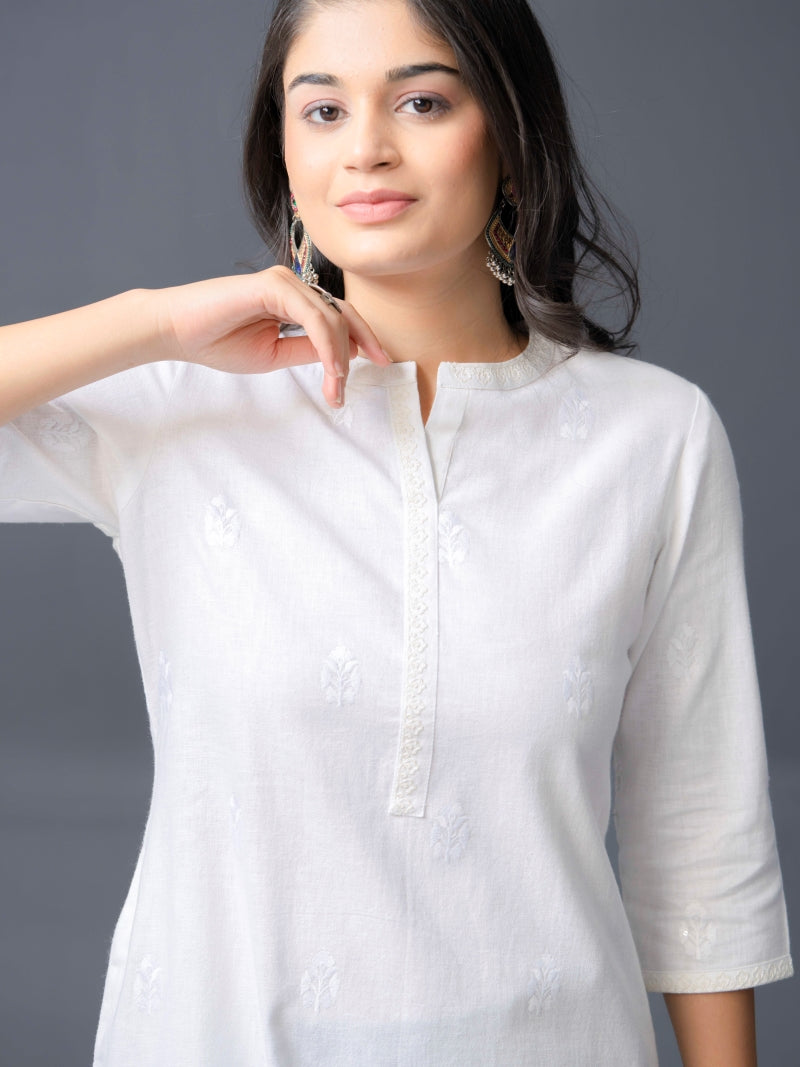Serene white self embroidered kurta - Etiquette Apparel 