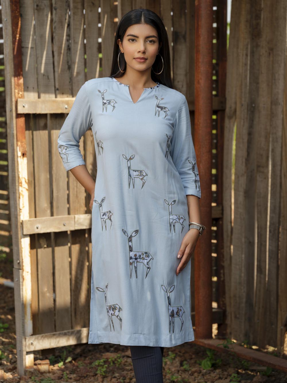 Soothing straight solid coloured Vanotsav kurta Etiquette Apparel