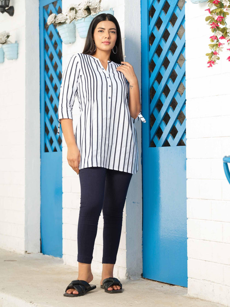 Stripe Short Top With Inverted Pleats and Collar Etiquette Apparel