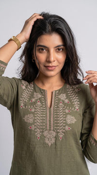 Embroidered Straight Kurta