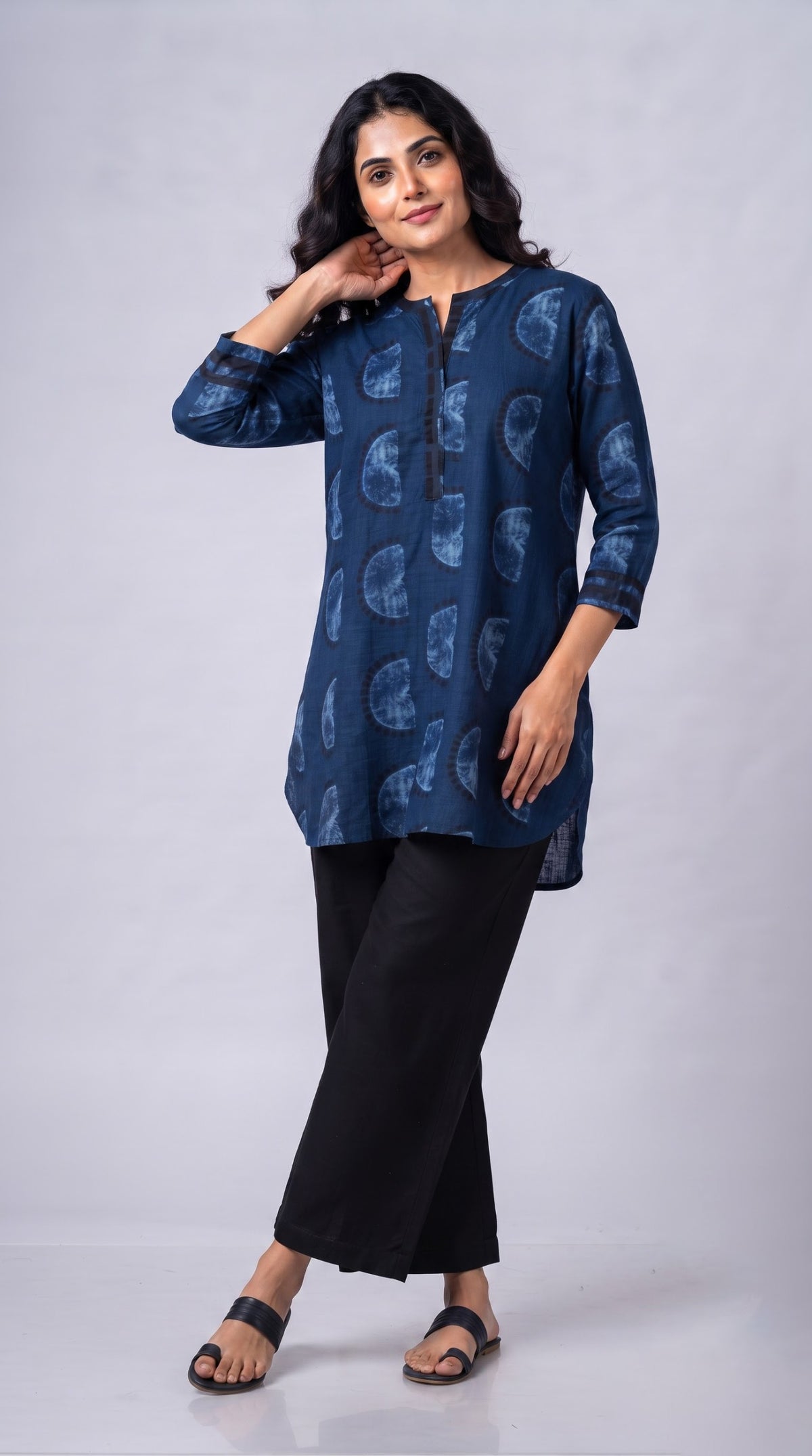 Roomy Fit Abstract Top