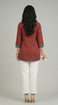 Product Carousel Image 5: Glass Full of Comfort Top