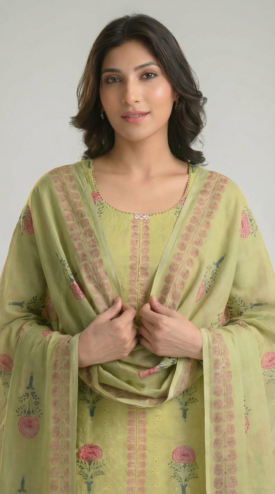 Mughal Green Garden Dupatta Set - Etiquette Apparel 