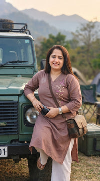 Grace in Details Kurta - Etiquette Apparel