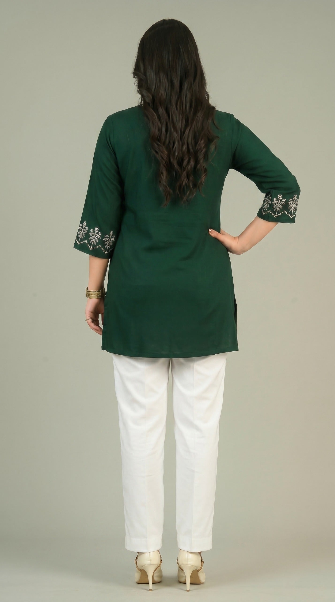 Product Carousel Image 5: Contemporary Touch Top