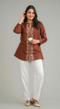 Product Carousel Image 1: Modern Ease Short Top
