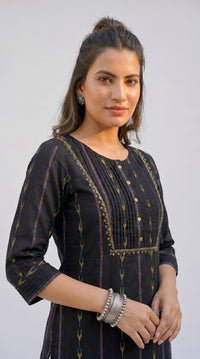 Weaving  in Motion Jamdani Kurta - Etiquette Apparel