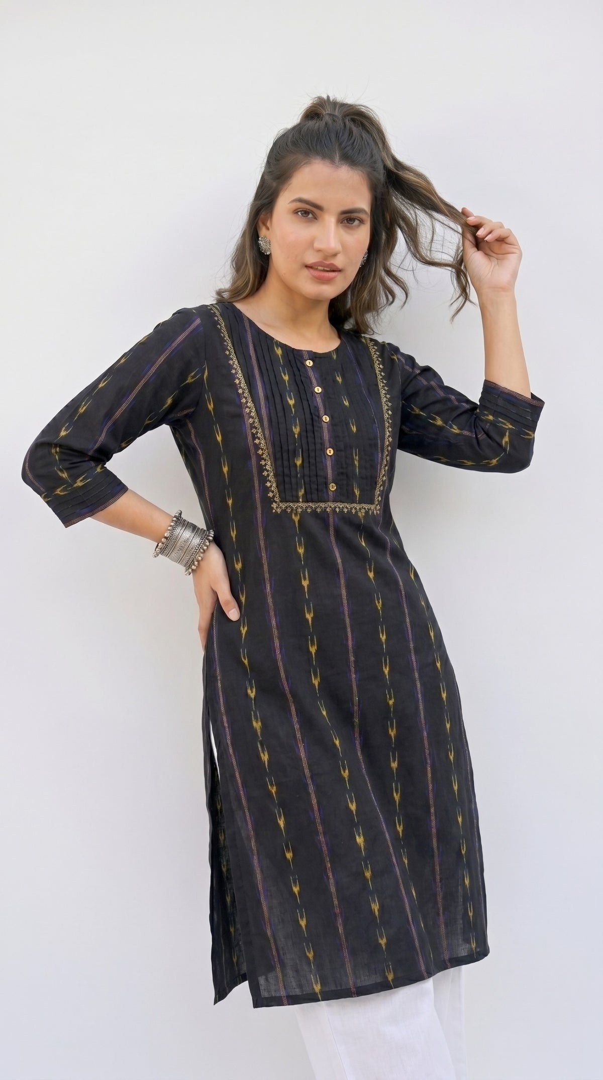 Weaving  in Motion Jamdani Kurta - Etiquette Apparel