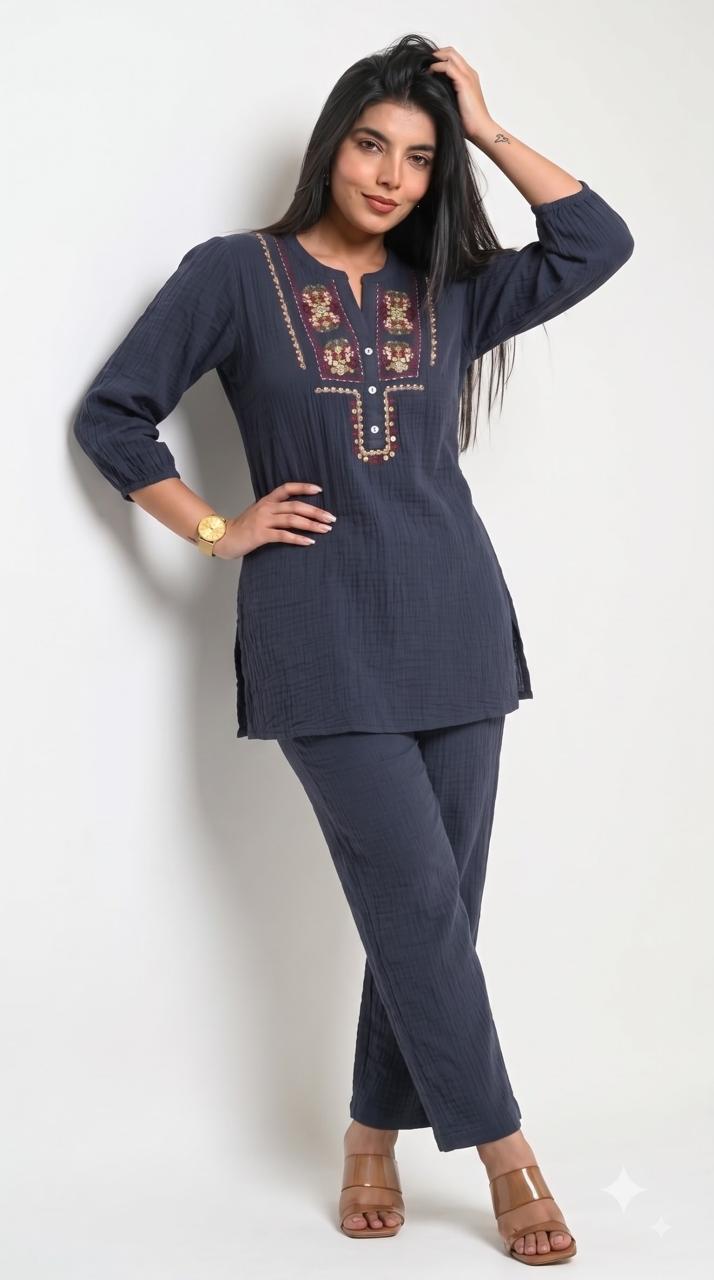 Embroidered Co-ord Set – Floral Motif – Anti Fit - Etiquette Apparel