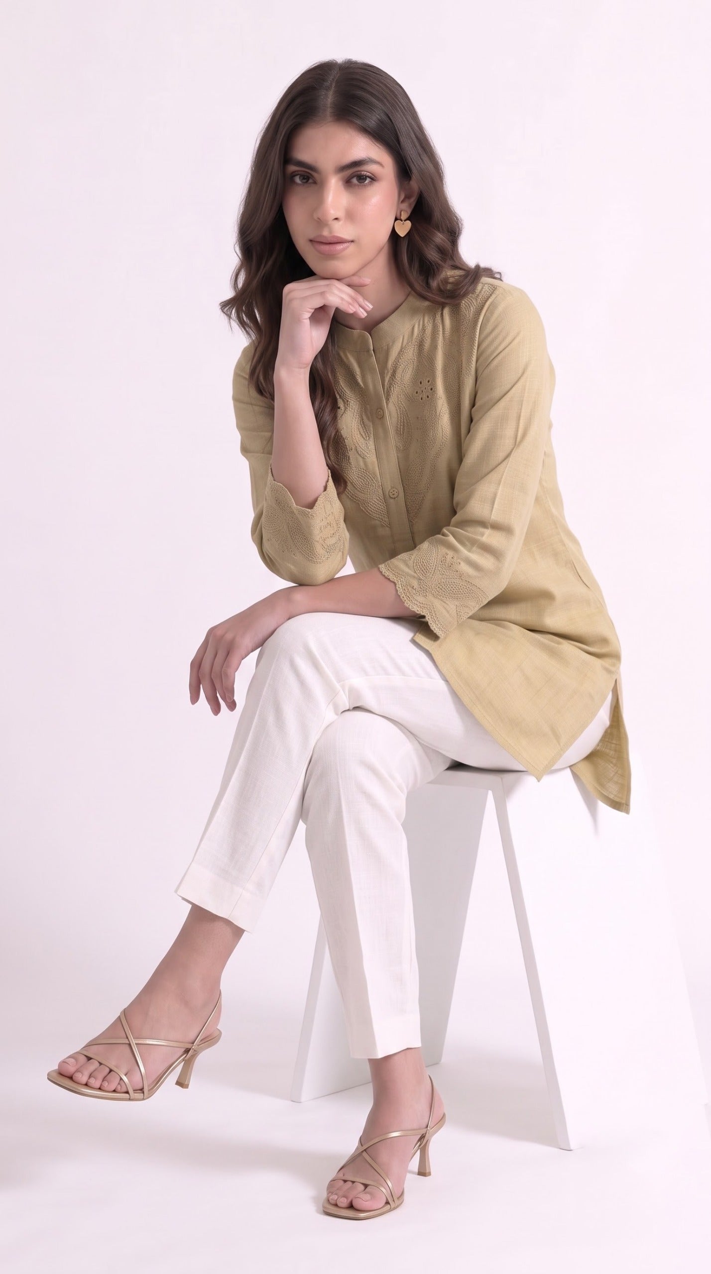 Embroidered Tunic Top - Etiquette Apparel