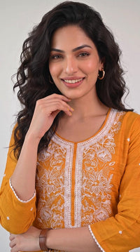 Chanderi Floral Embroidered Kurta Set
