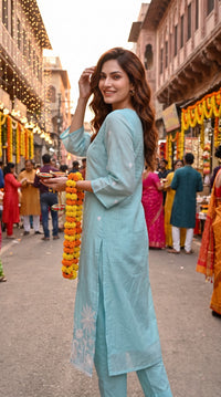 Chanderi Floral Charm Kurta Set