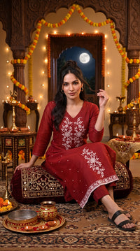 Chanderi Floral Elegance Kurta Set