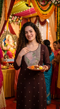 Chanderi Floral Grace Kurta Set - Etiquette Apparel