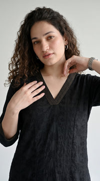 Tonal Embroidered Straight Kurta - Etiquette Apparel
