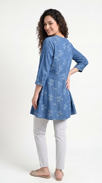 Chic Floral Printed Denim Top