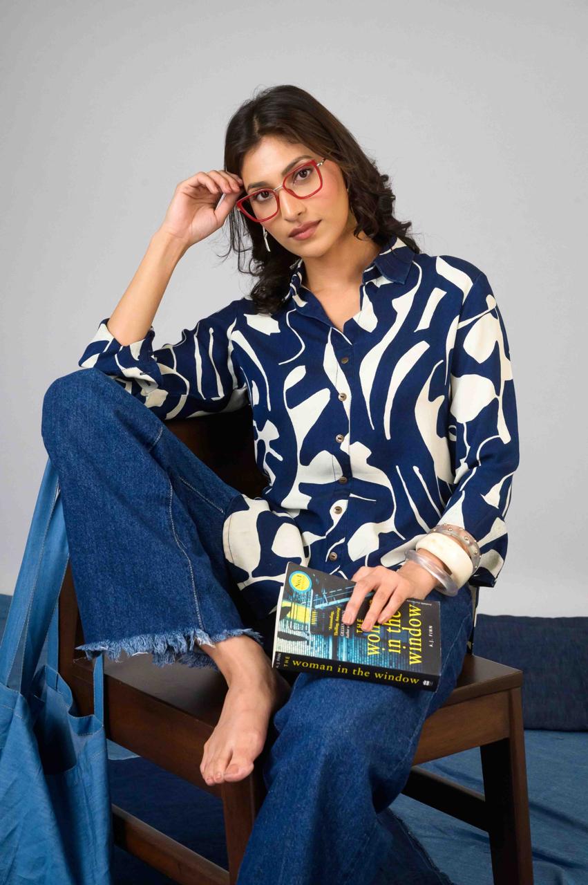 Vintage Wash Print Top - Etiquette Apparel